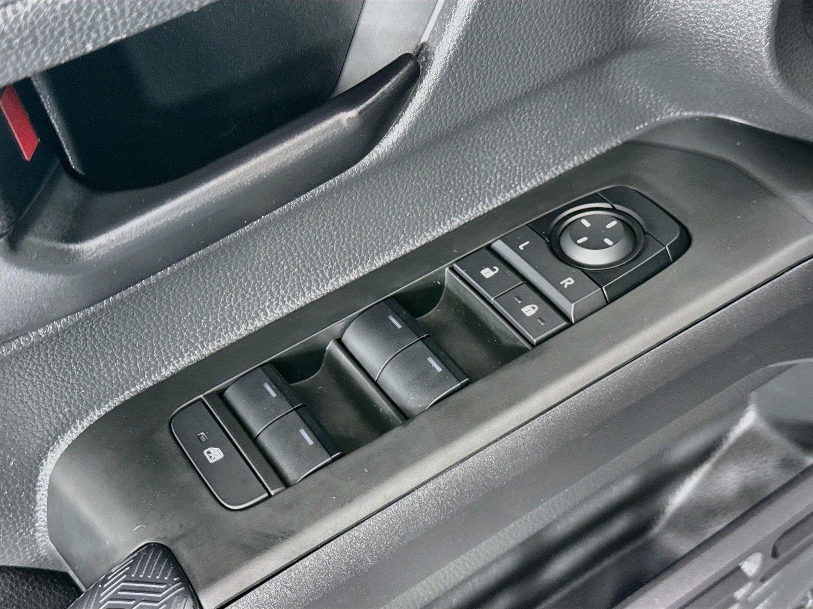 2024 Toyota Tacoma SR5 photo 27