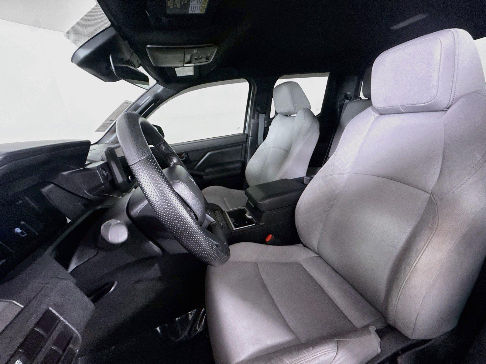 2024 Toyota Tacoma SR5 photo 2