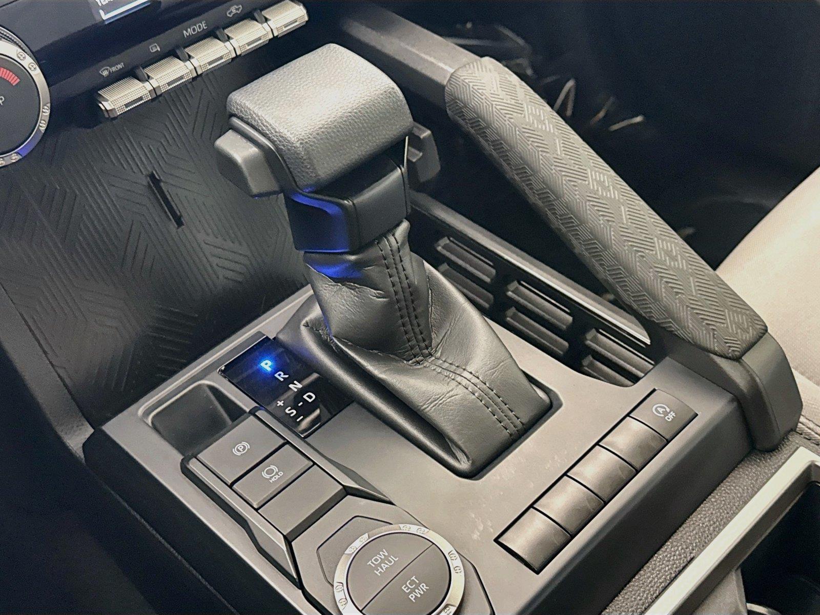 2024 Toyota Tacoma SR5 photo 24