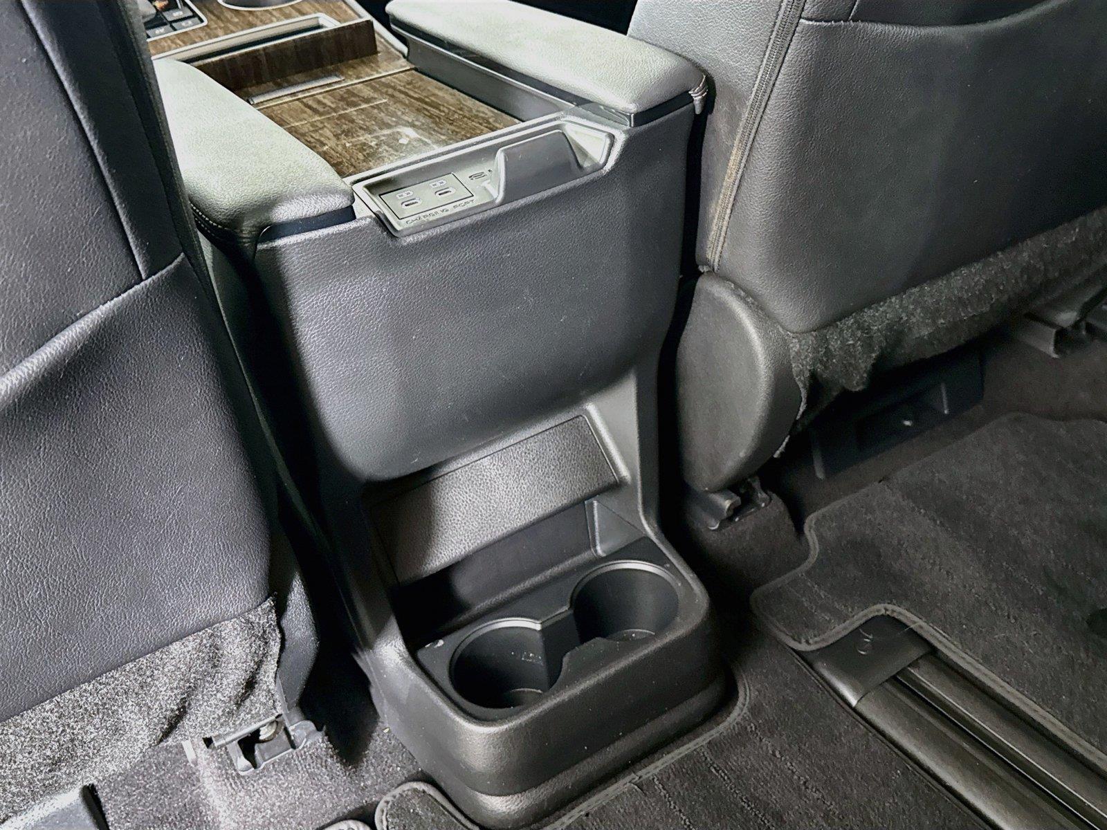 2025 Toyota Sienna Limited photo 38