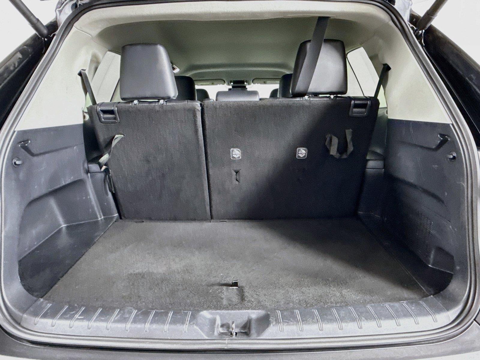 2025 Toyota Grand Highlander XLE photo 38