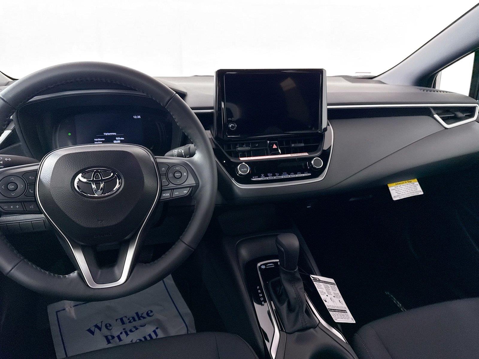 2026 Toyota Corolla SE photo 32