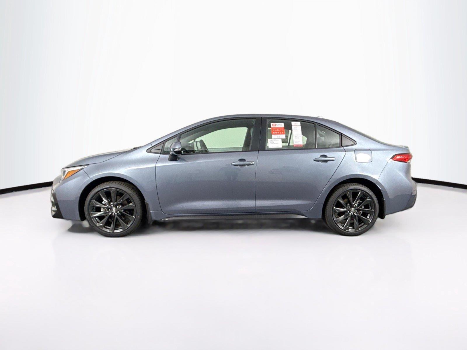 2026 Toyota Corolla SE photo 8
