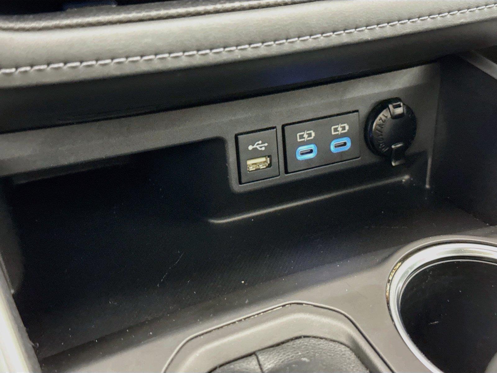2022 Toyota Highlander XSE photo 27