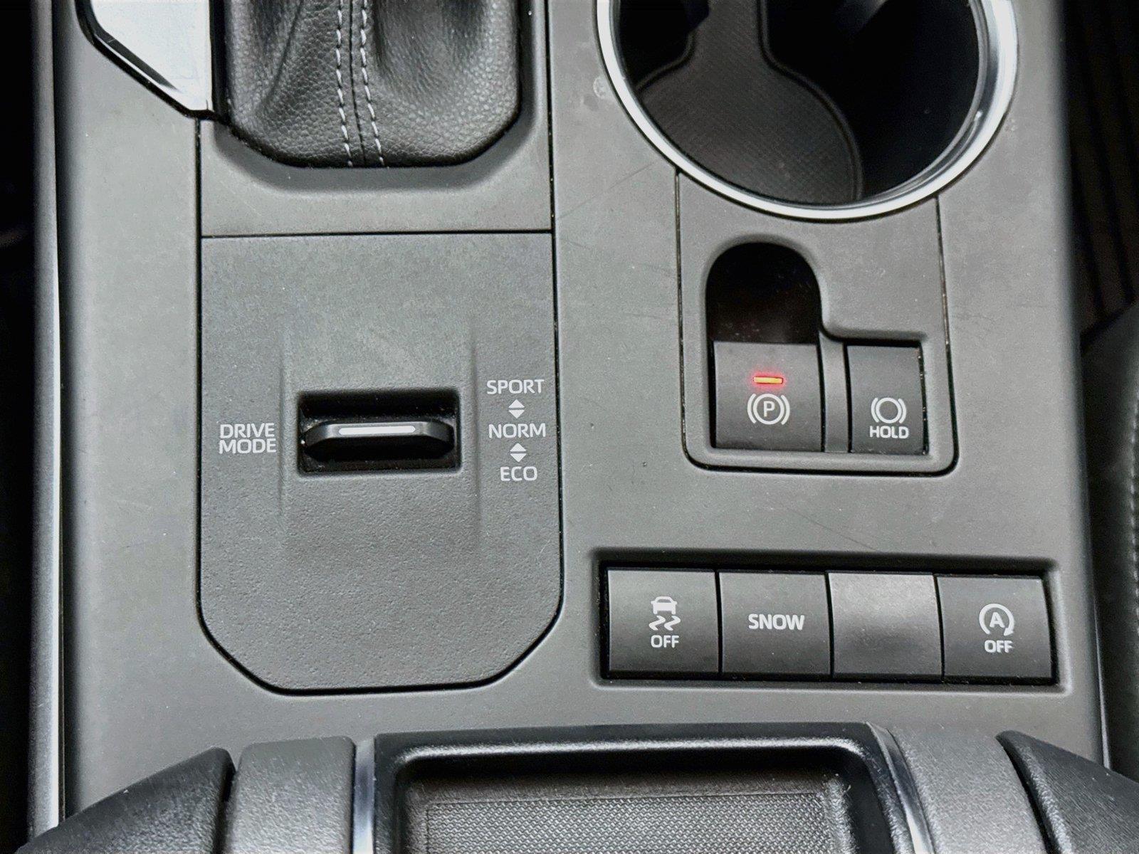 2022 Toyota Highlander XSE photo 28