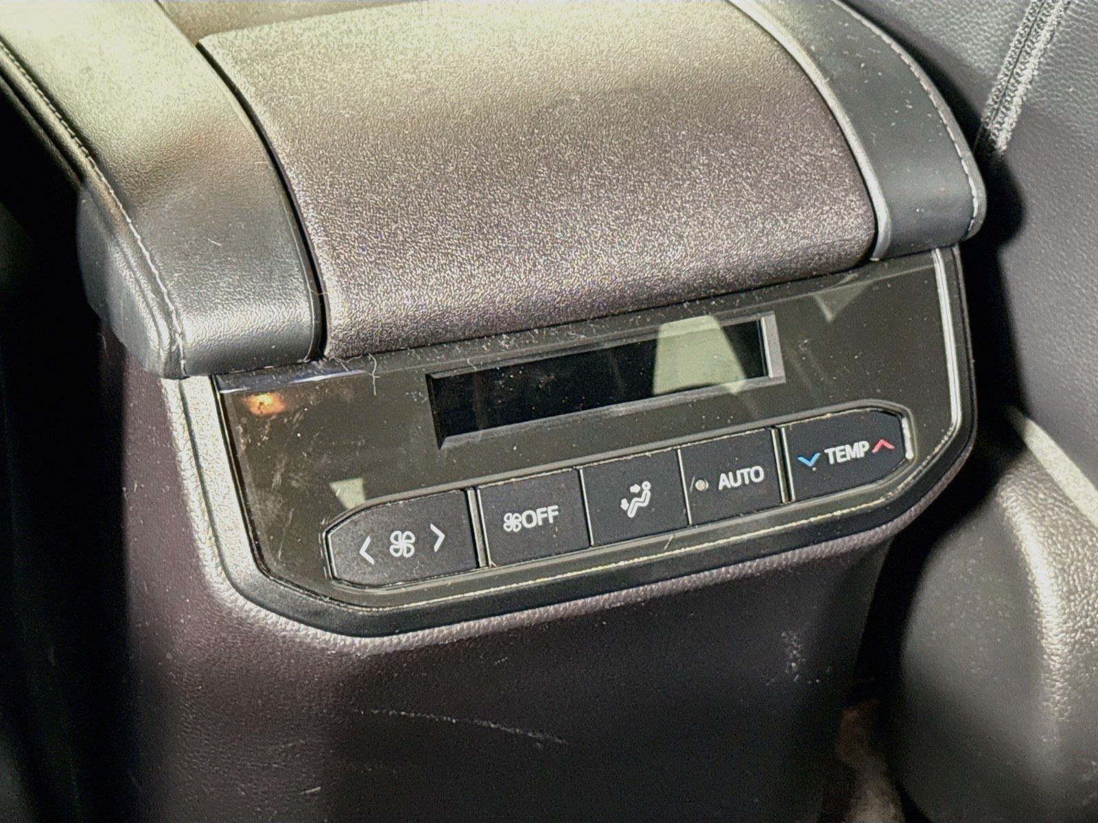 2022 Toyota Highlander XSE photo 36