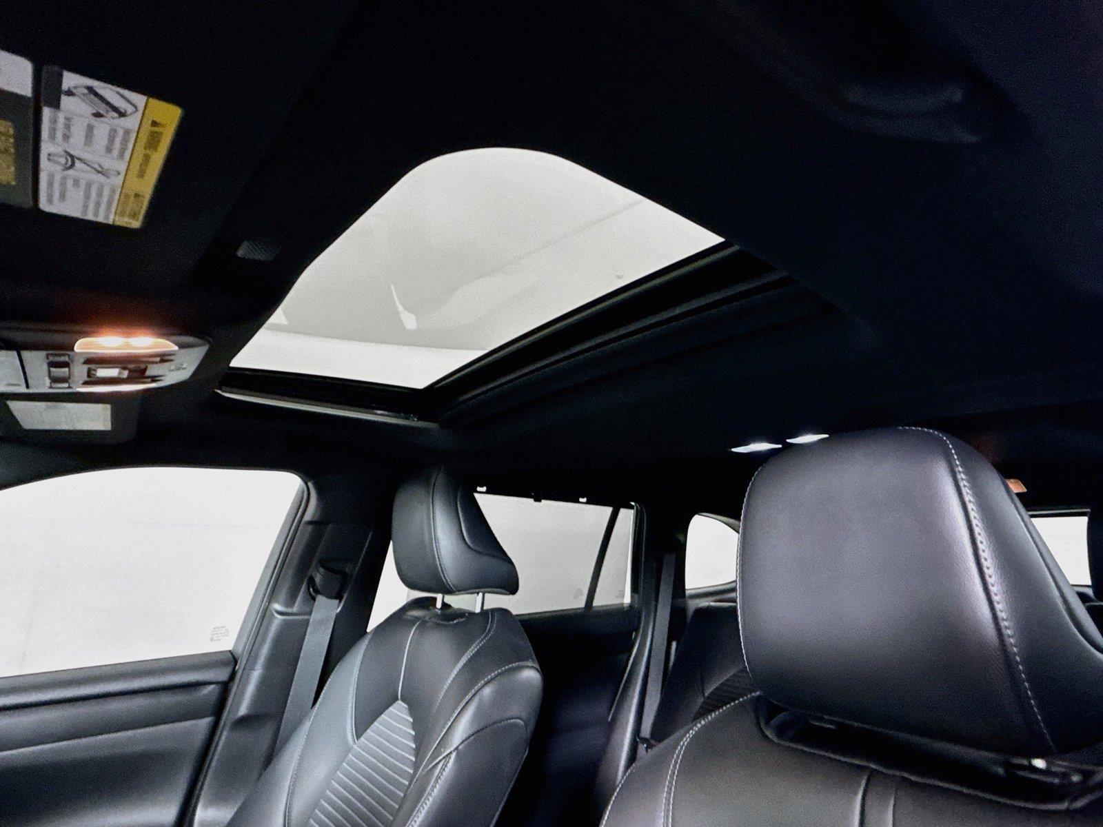 2022 Toyota Highlander XSE photo 5