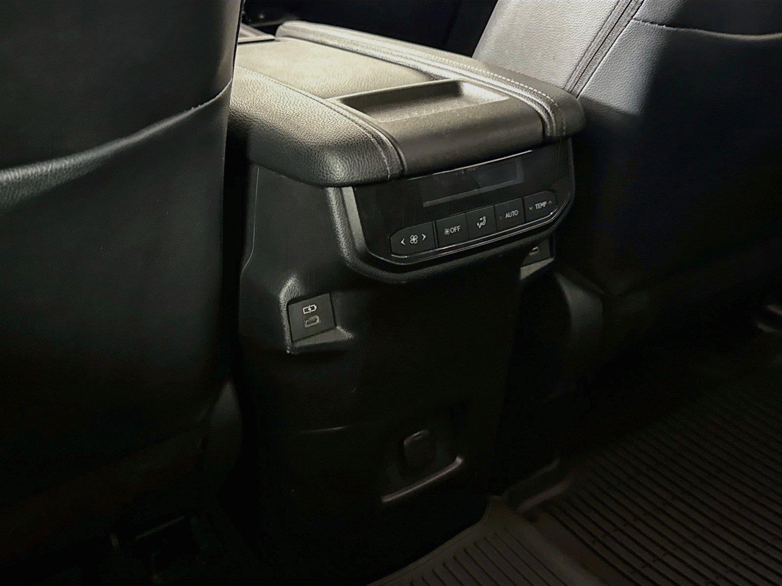2025 Toyota Grand Highlander XLE photo 34