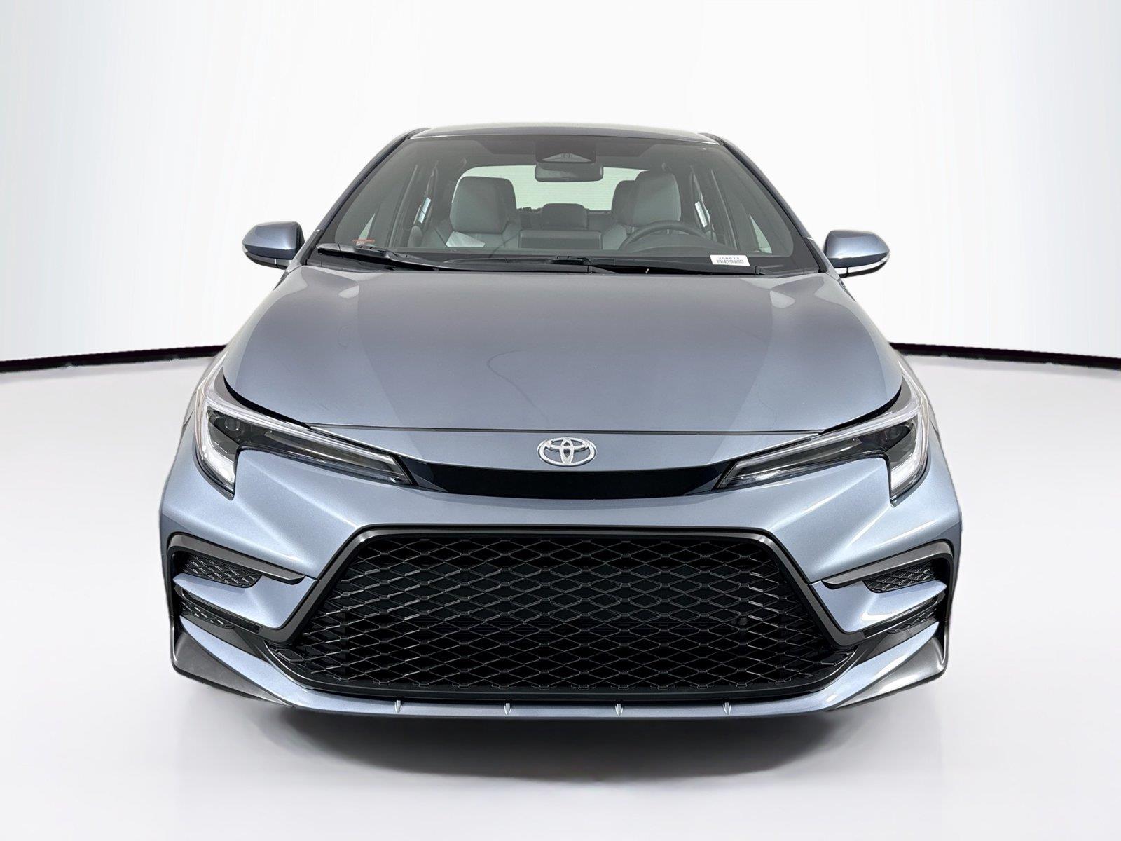 2026 Toyota Corolla SE photo 2