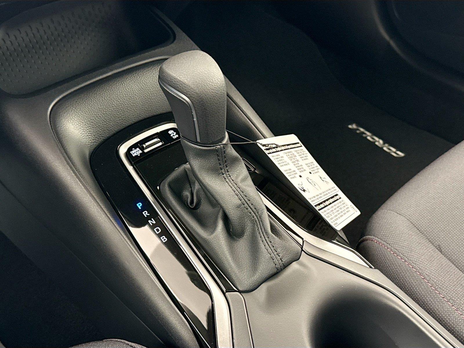 2026 Toyota Corolla SE photo 27