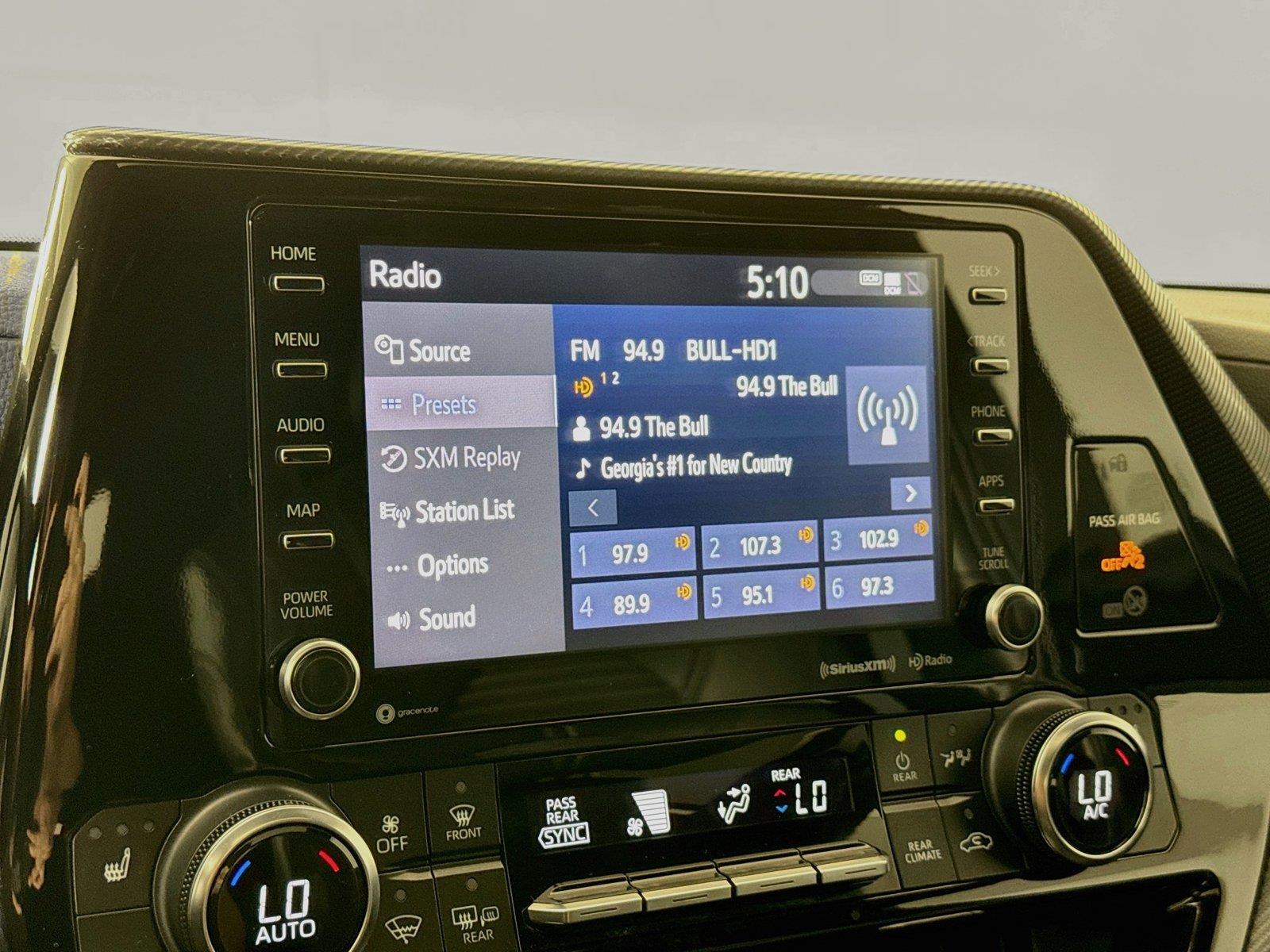 2022 Toyota Highlander XSE photo 23