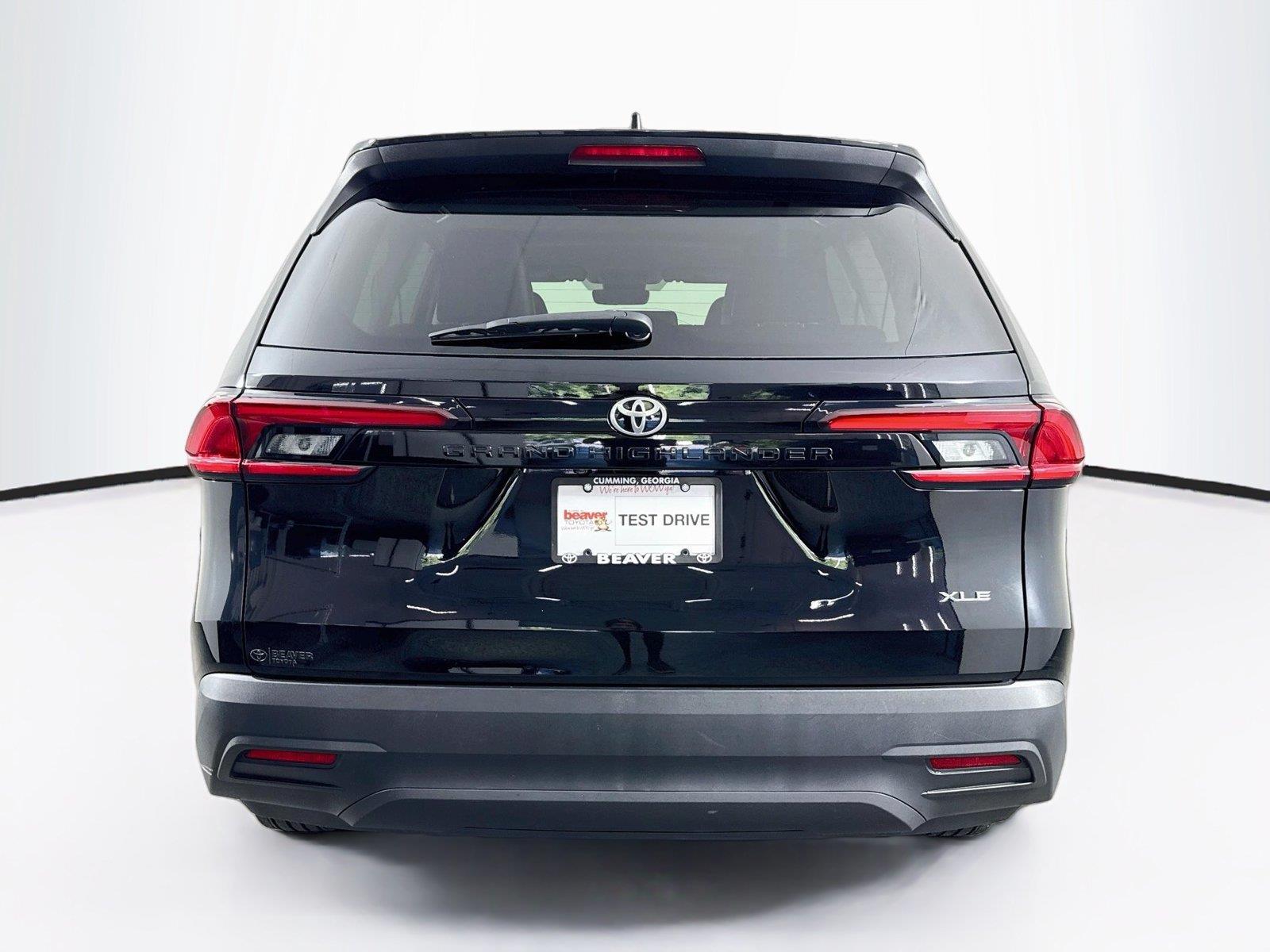 2025 Toyota Grand Highlander XLE photo 11