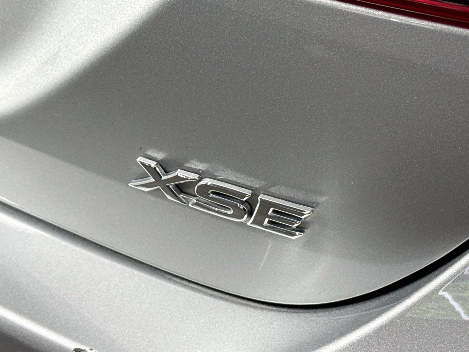 2024 Toyota Camry XSE photo 13