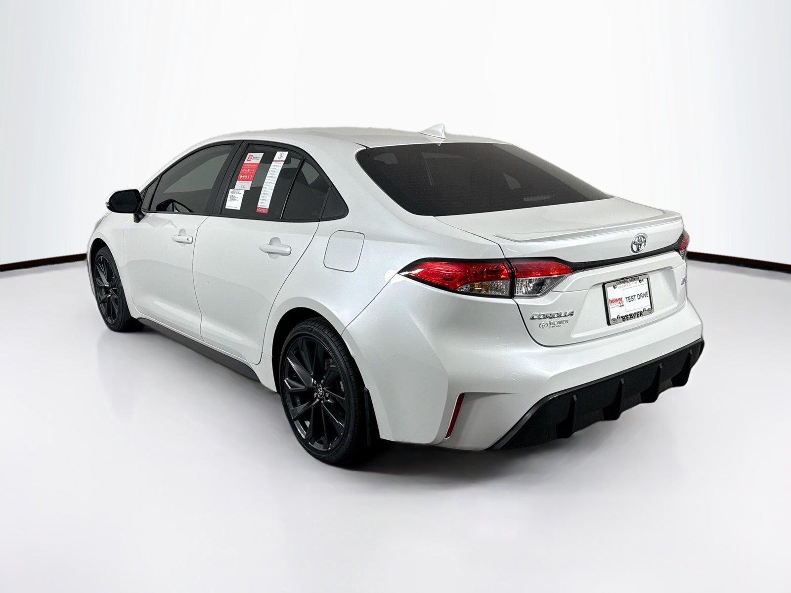 2026 Toyota Corolla SE photo 7