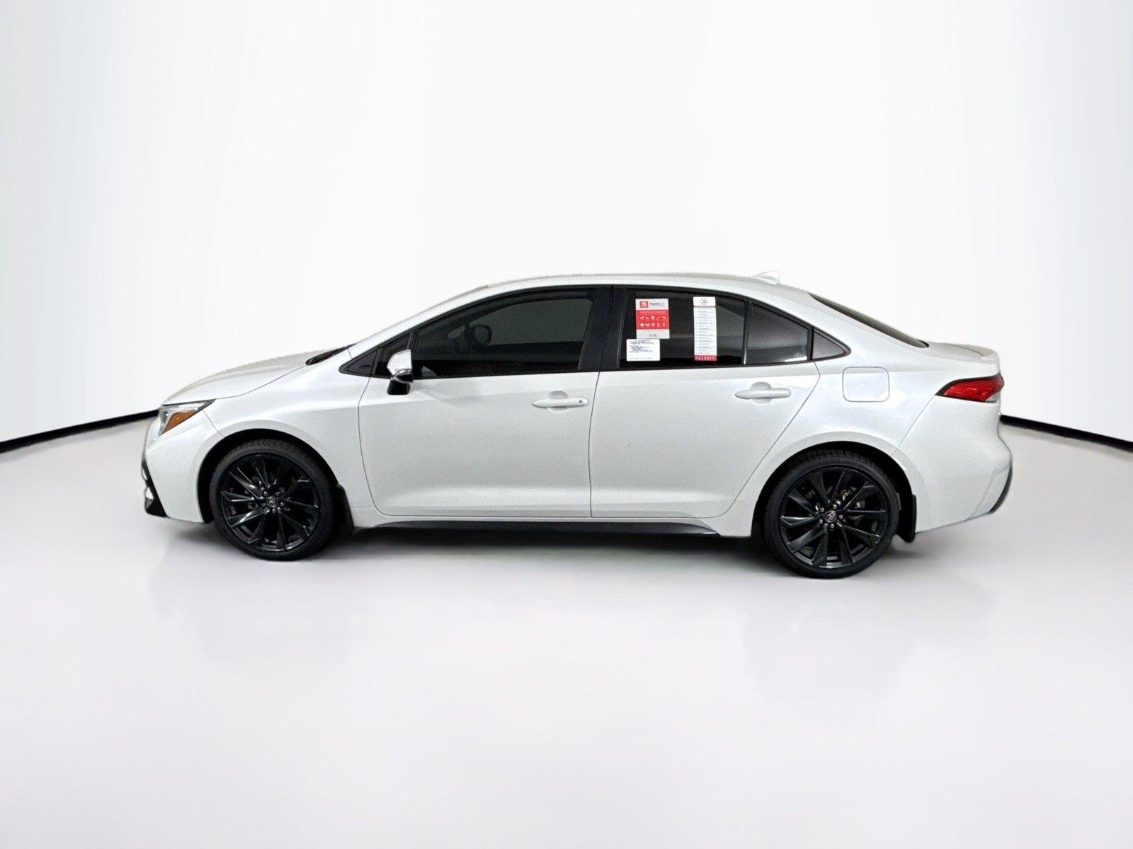 2026 Toyota Corolla SE photo 8