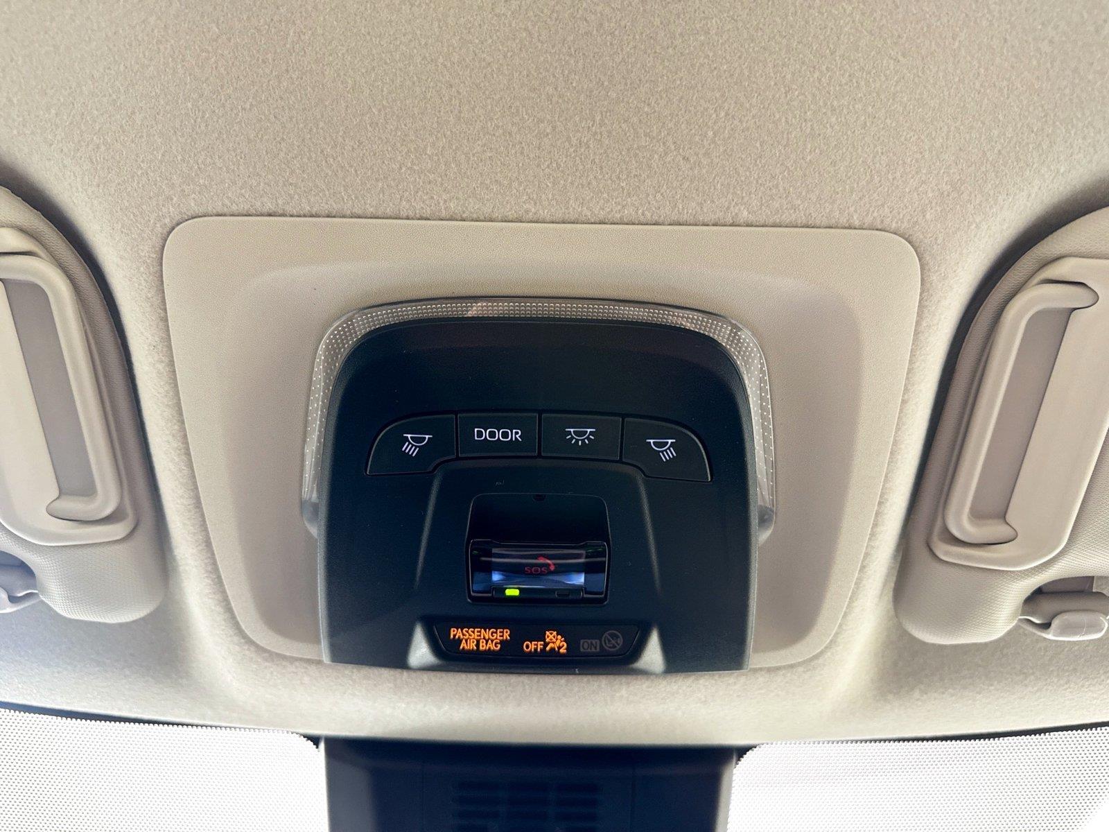 2026 Toyota Corolla LE photo 14