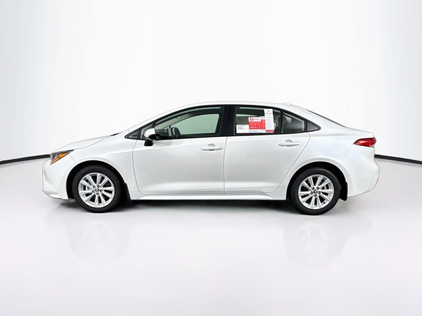 2026 Toyota Corolla LE photo 8