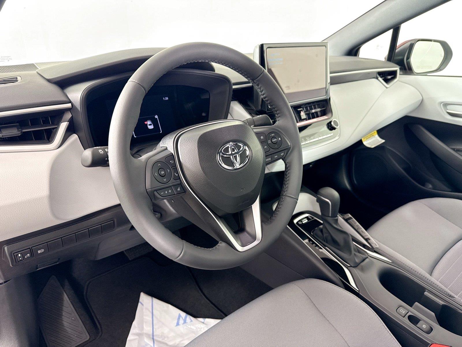 2026 Toyota Corolla SE photo 12