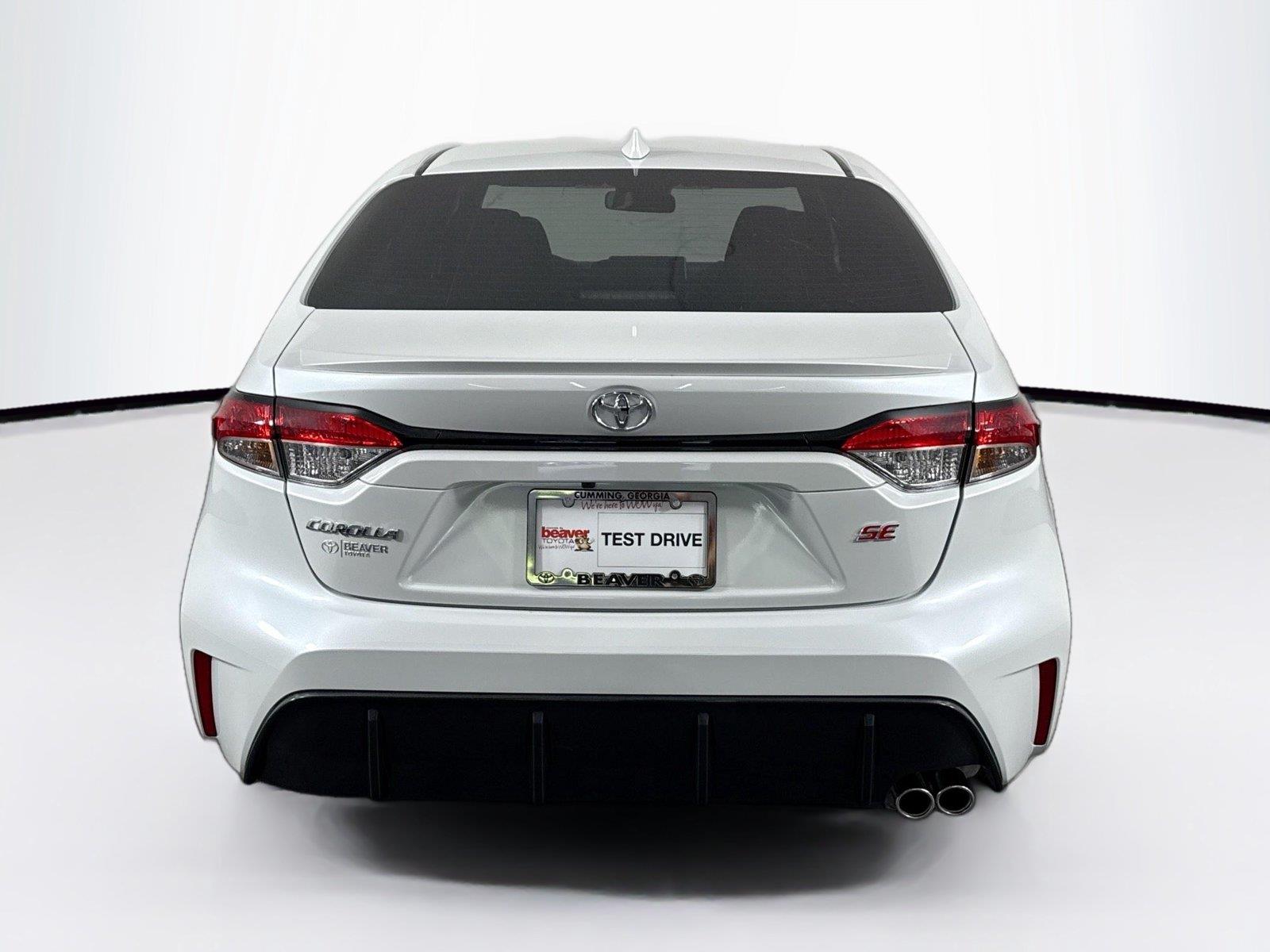 2026 Toyota Corolla SE photo 6
