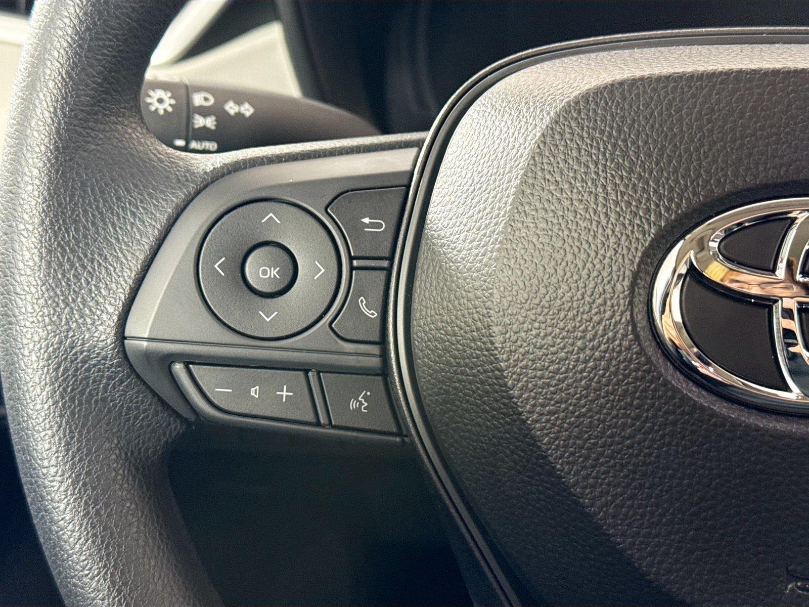 2026 Toyota Corolla LE photo 19