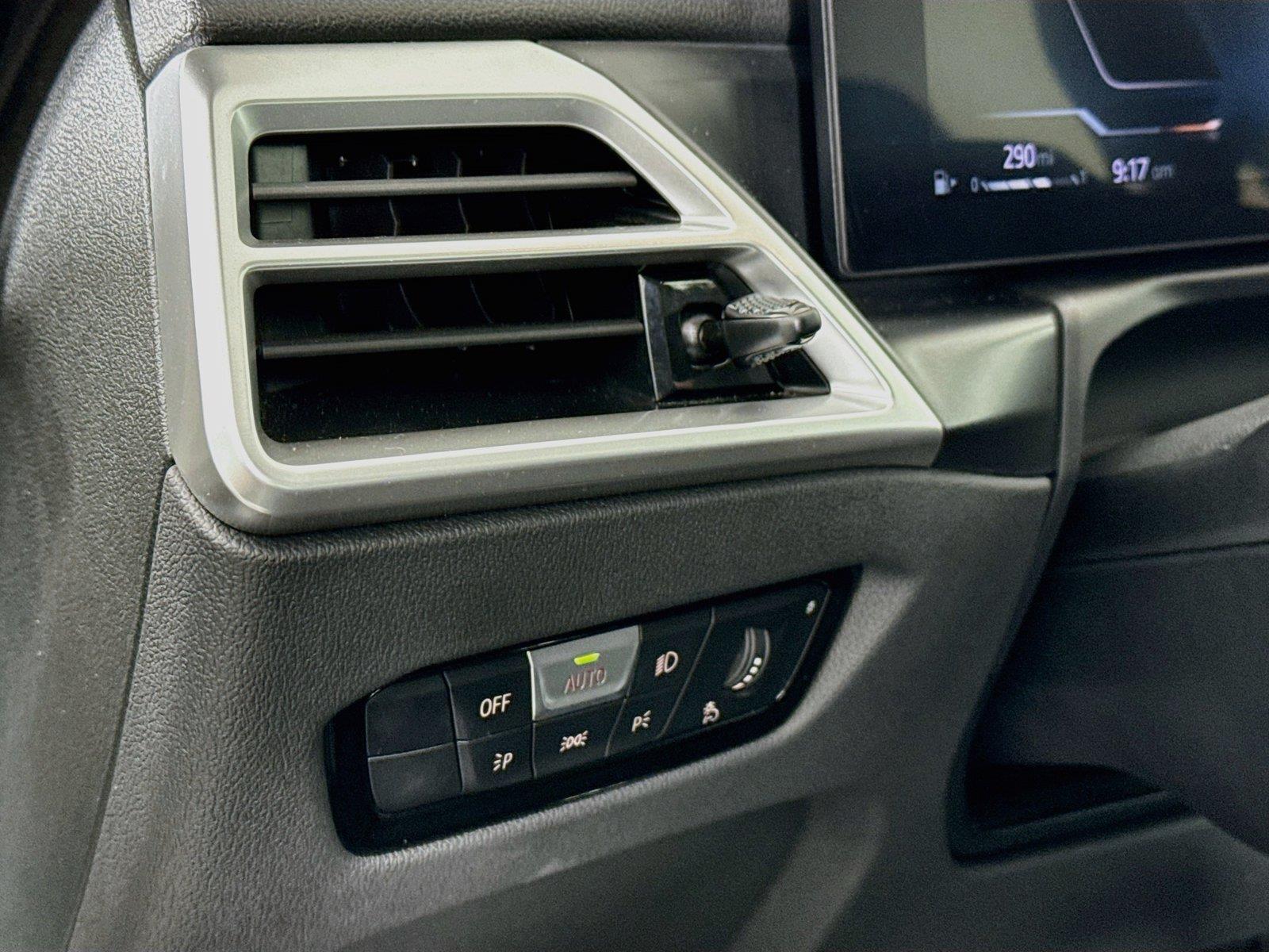 2026 BMW 3 Series 330i NA photo 15