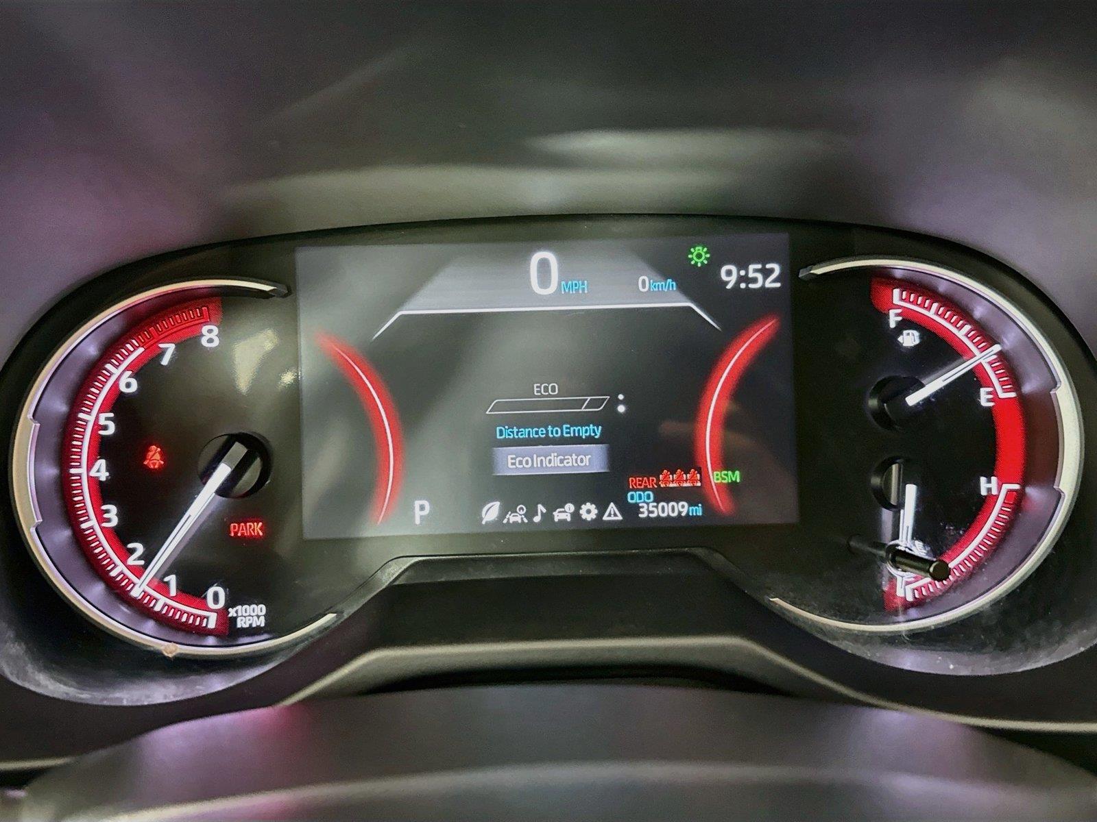 2025 Toyota RAV4 XLE photo 19