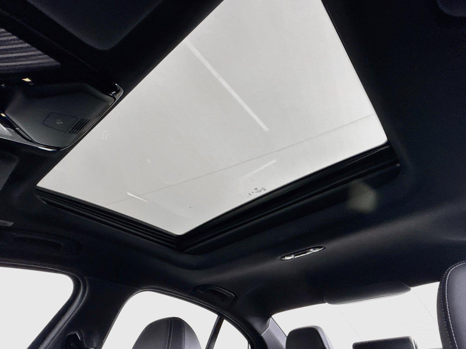 2026 BMW 3 Series 330i NA photo 5