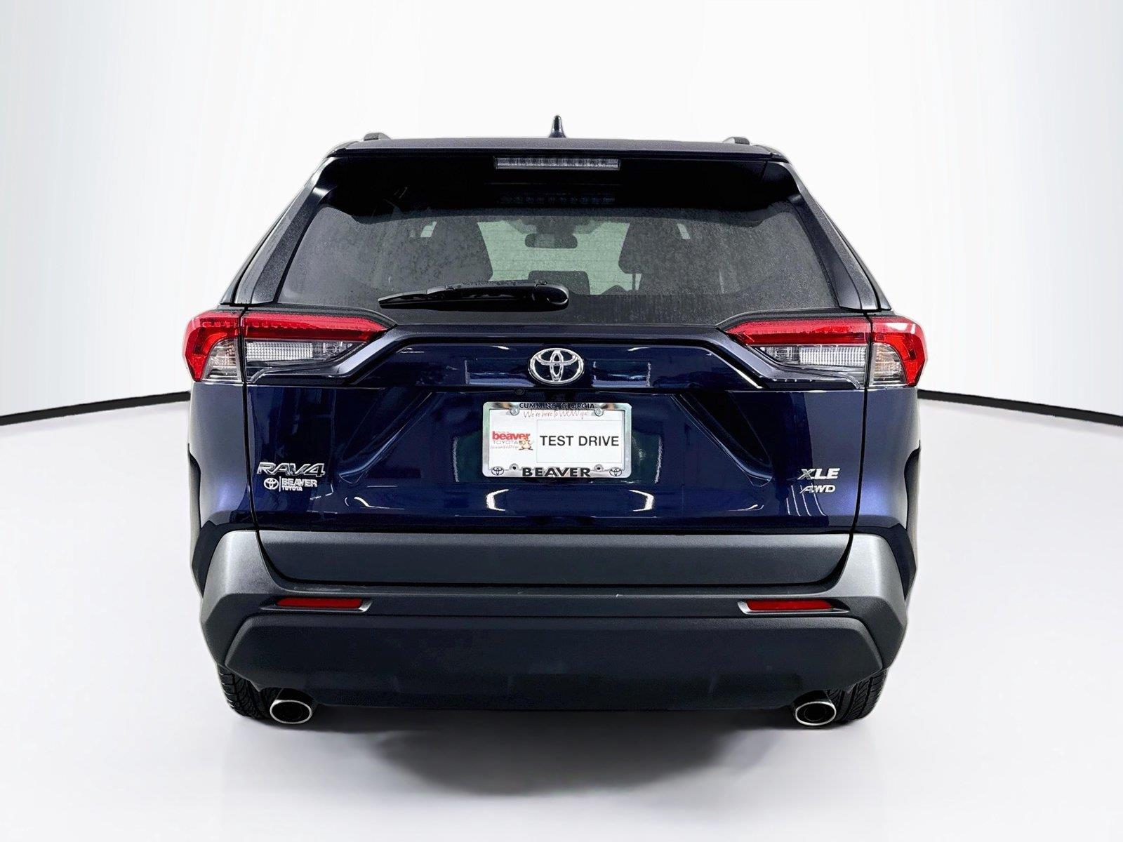 2025 Toyota RAV4 XLE photo 10