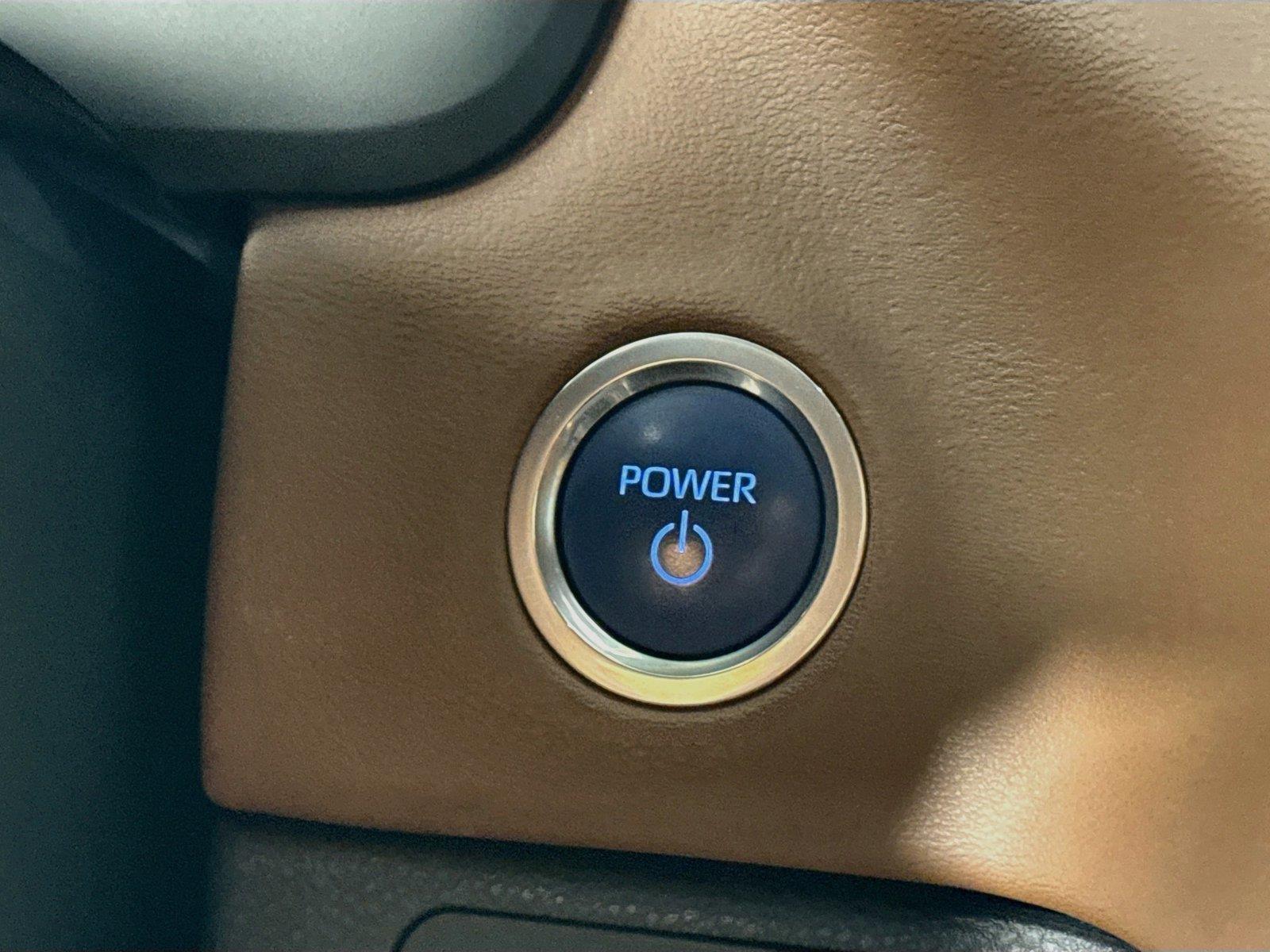 2024 Toyota Tundra 1794 Edition HV photo 21