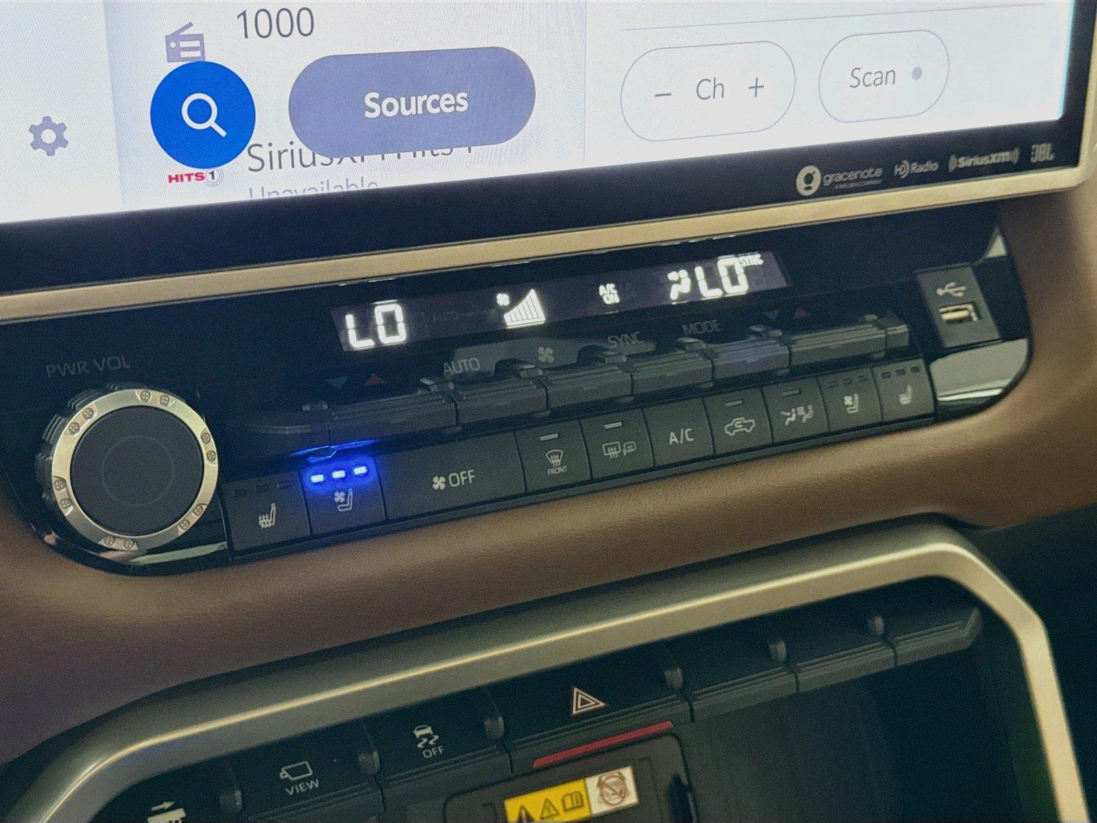 2024 Toyota Tundra 1794 Edition HV photo 26
