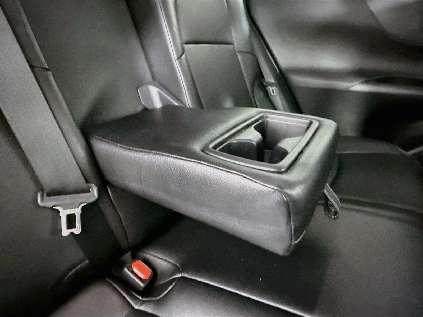 2022 Toyota Venza LE photo 37