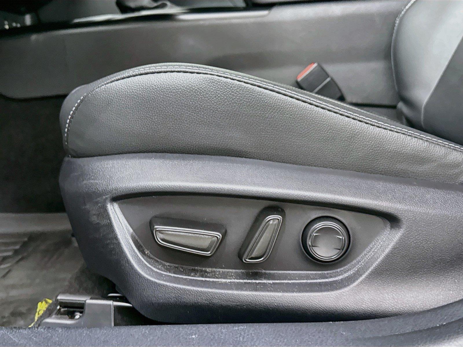 2025 Toyota Camry SE photo 28