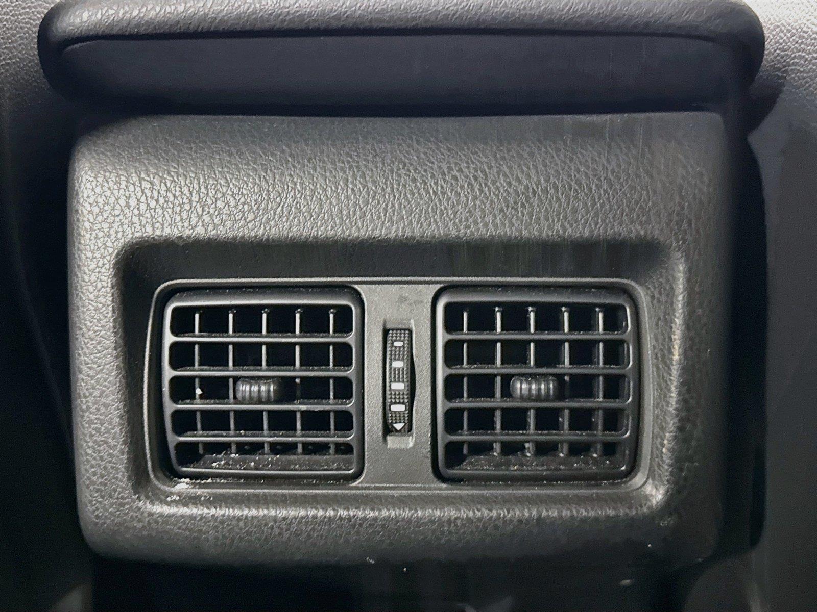 2025 Toyota Camry SE photo 35