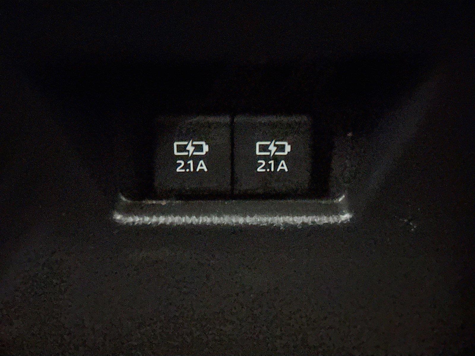 2022 Toyota Venza LE photo 33