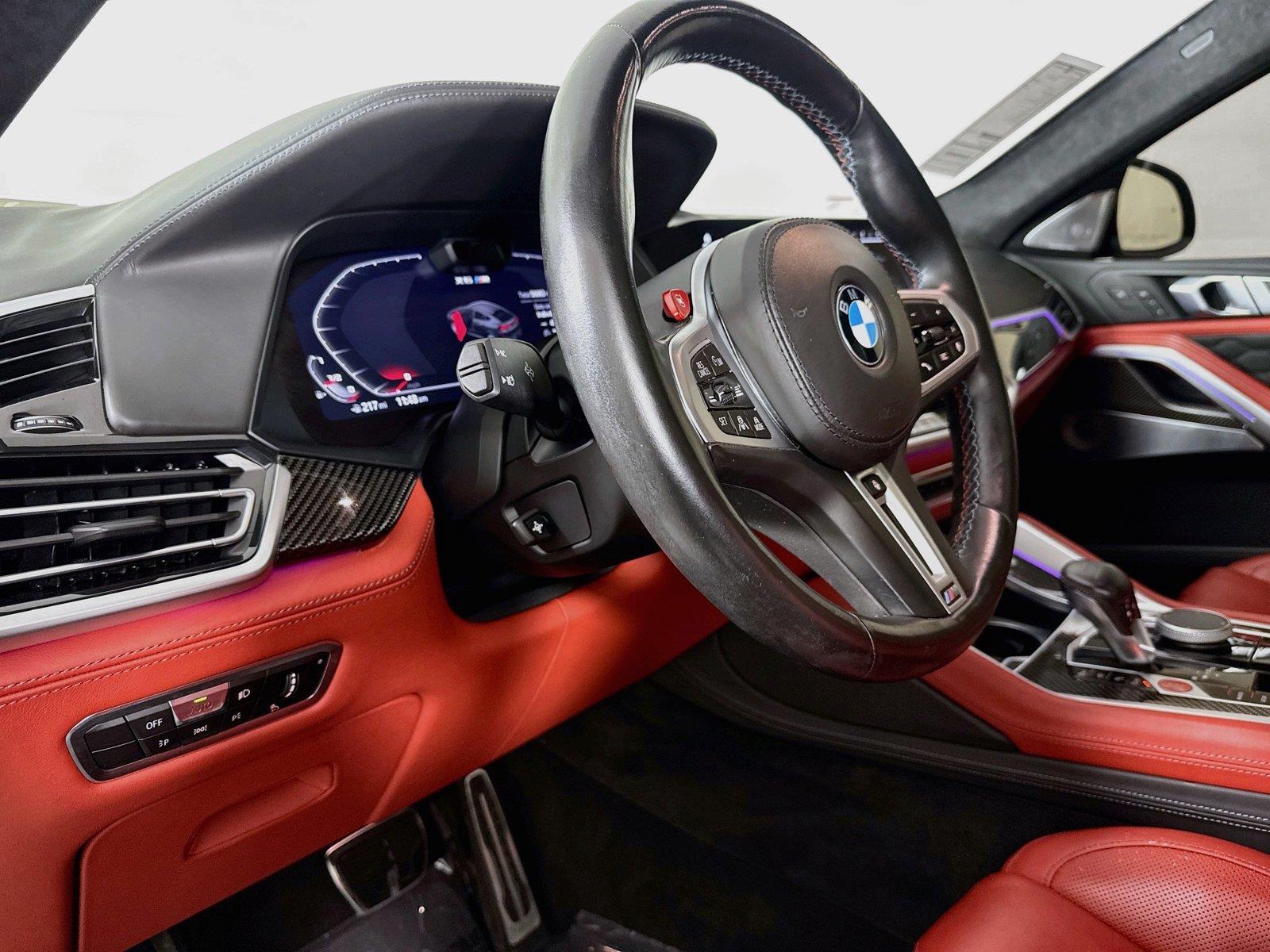 2022 BMW X6 M Competition photo 3