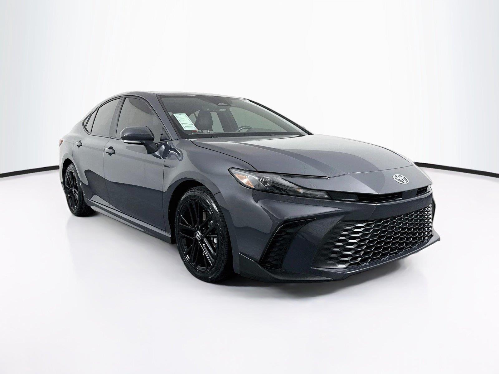 2025 Toyota Camry SE photo 8