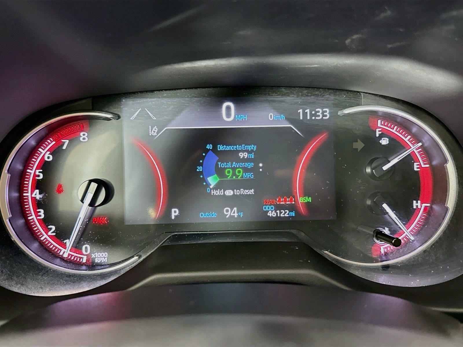 2025 Toyota RAV4 XLE photo 19