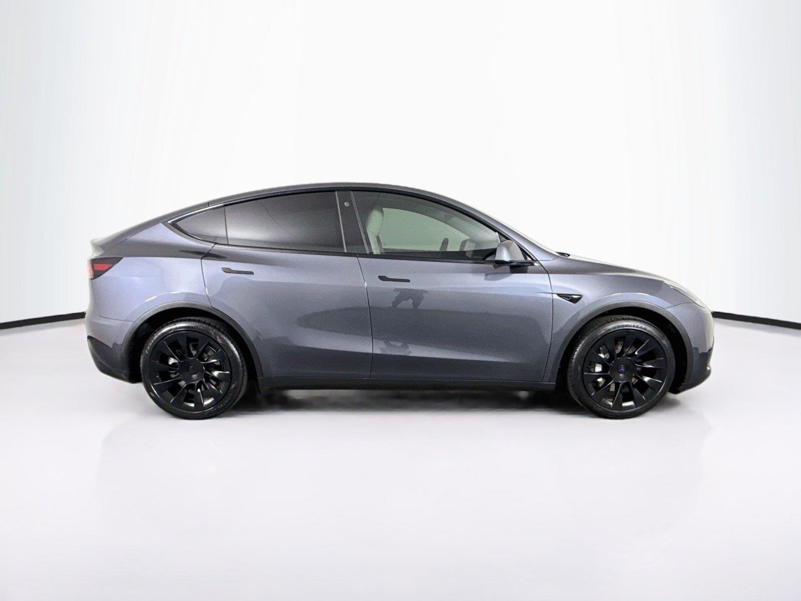 2021 Tesla Model Y Long Range photo 10