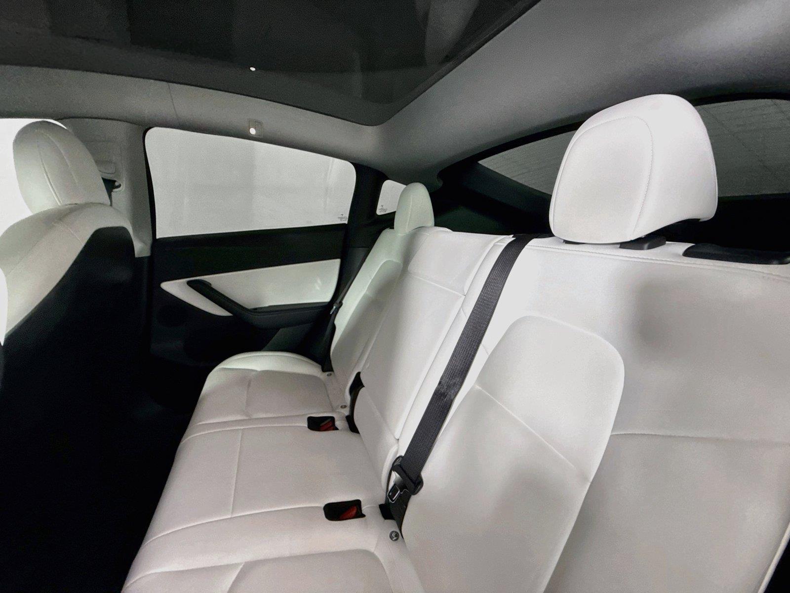 2021 Tesla Model Y Long Range photo 27