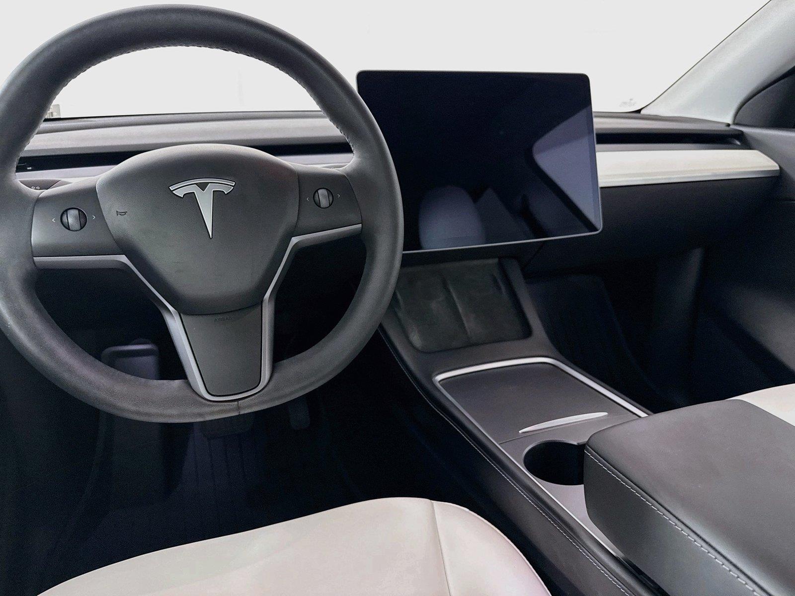 2021 Tesla Model Y Long Range photo 29