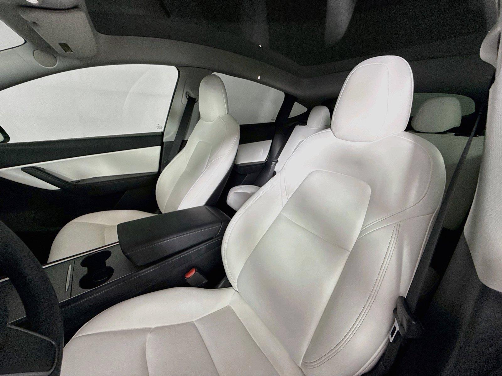 2021 Tesla Model Y Long Range photo 2