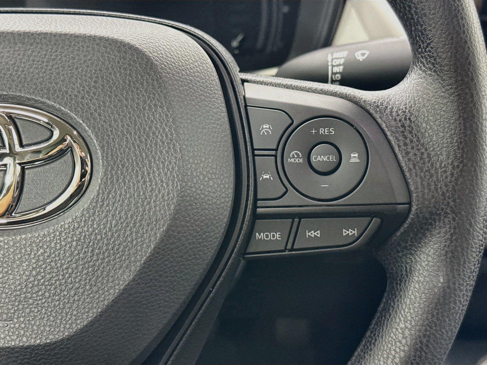 2026 Toyota Corolla Hybrid LE photo 17
