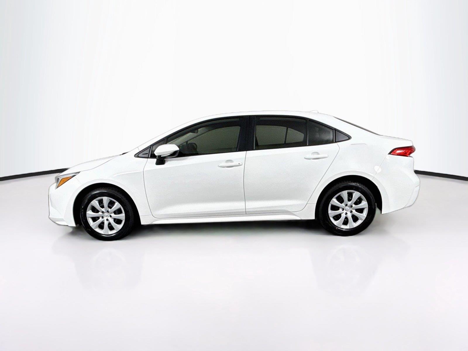2026 Toyota Corolla Hybrid LE photo 12