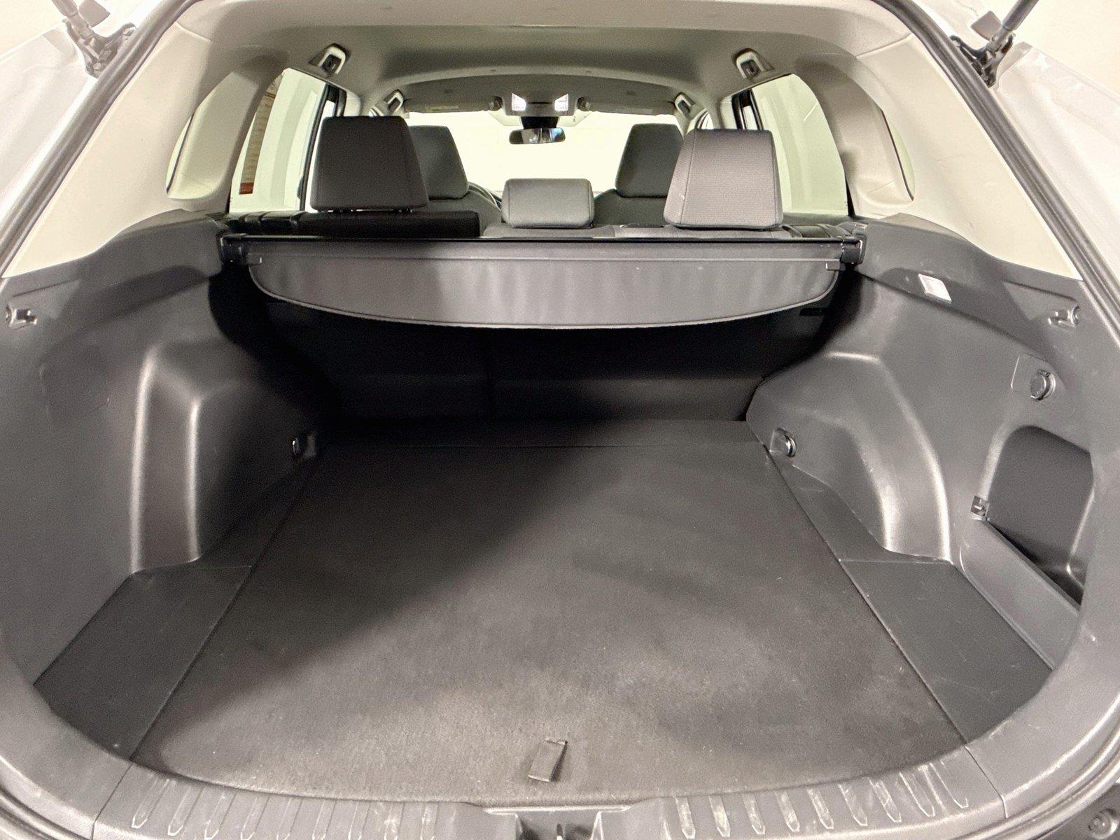 2025 Toyota RAV4 XLE photo 35