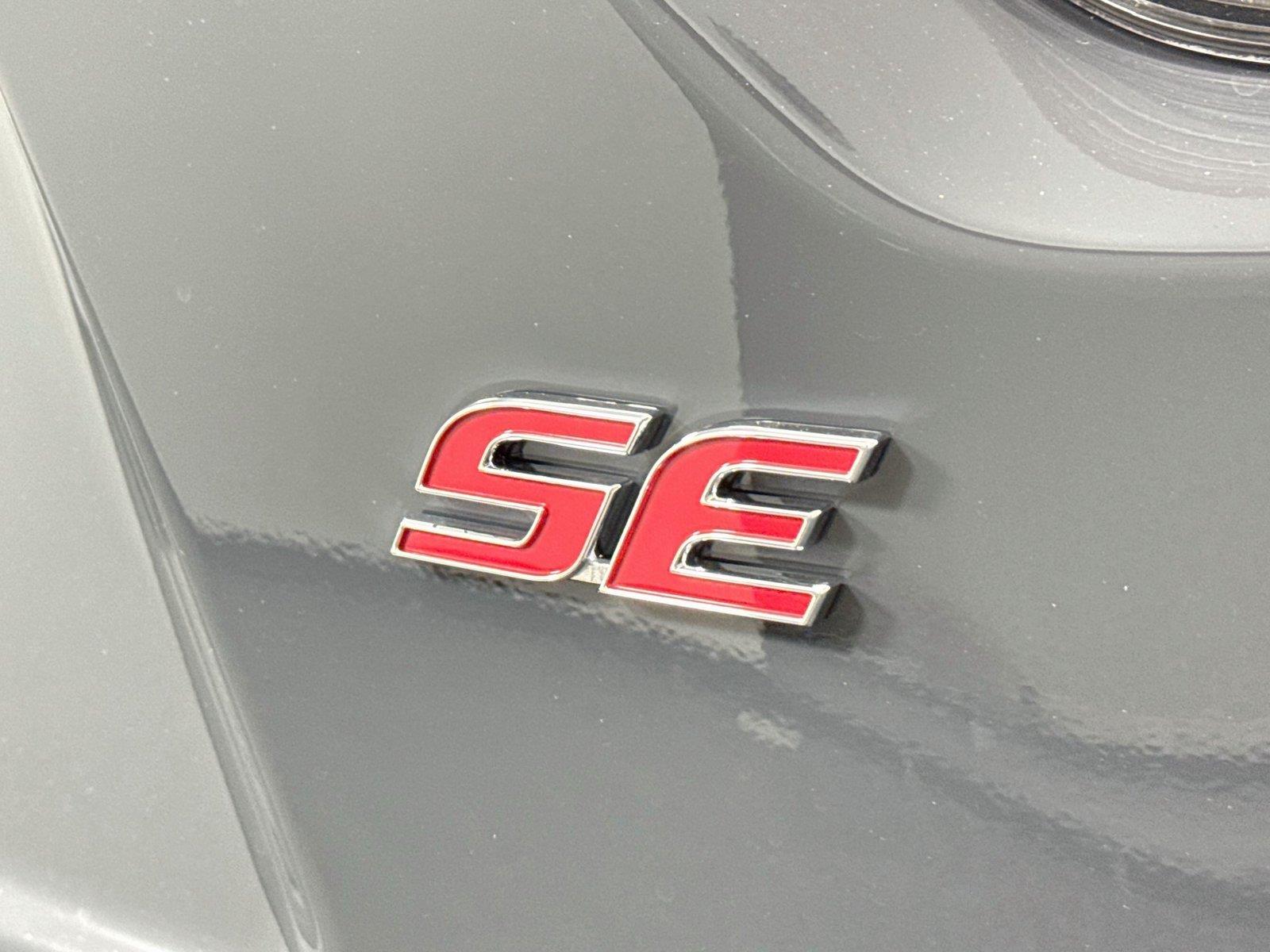 2025 Toyota Corolla SE photo 10
