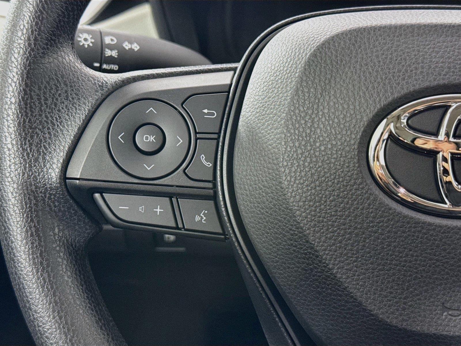 2026 Toyota Corolla Hybrid LE photo 16