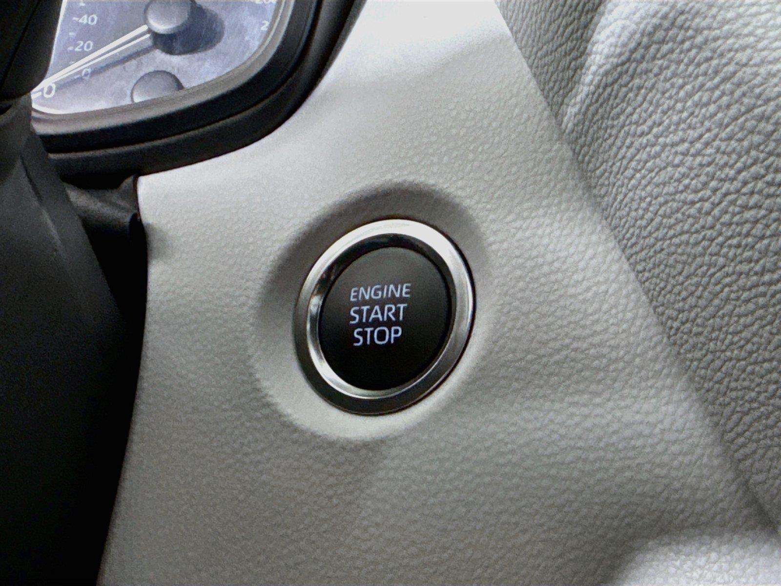 2025 Toyota Corolla SE photo 20