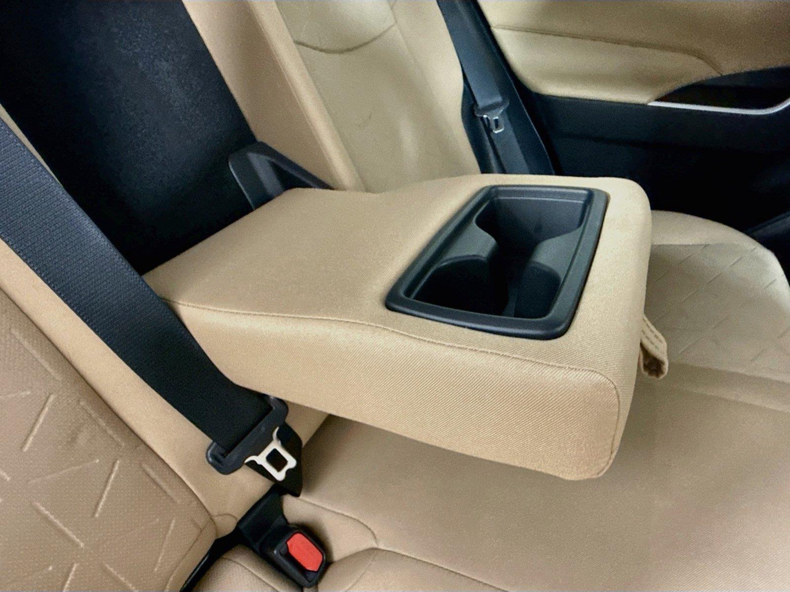 2022 Toyota RAV4 XLE photo 39
