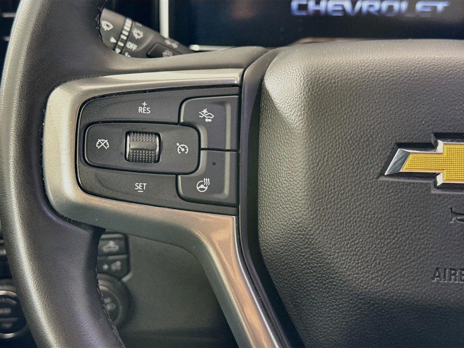 2025 Chevrolet Silverado 3500HD LT photo 17