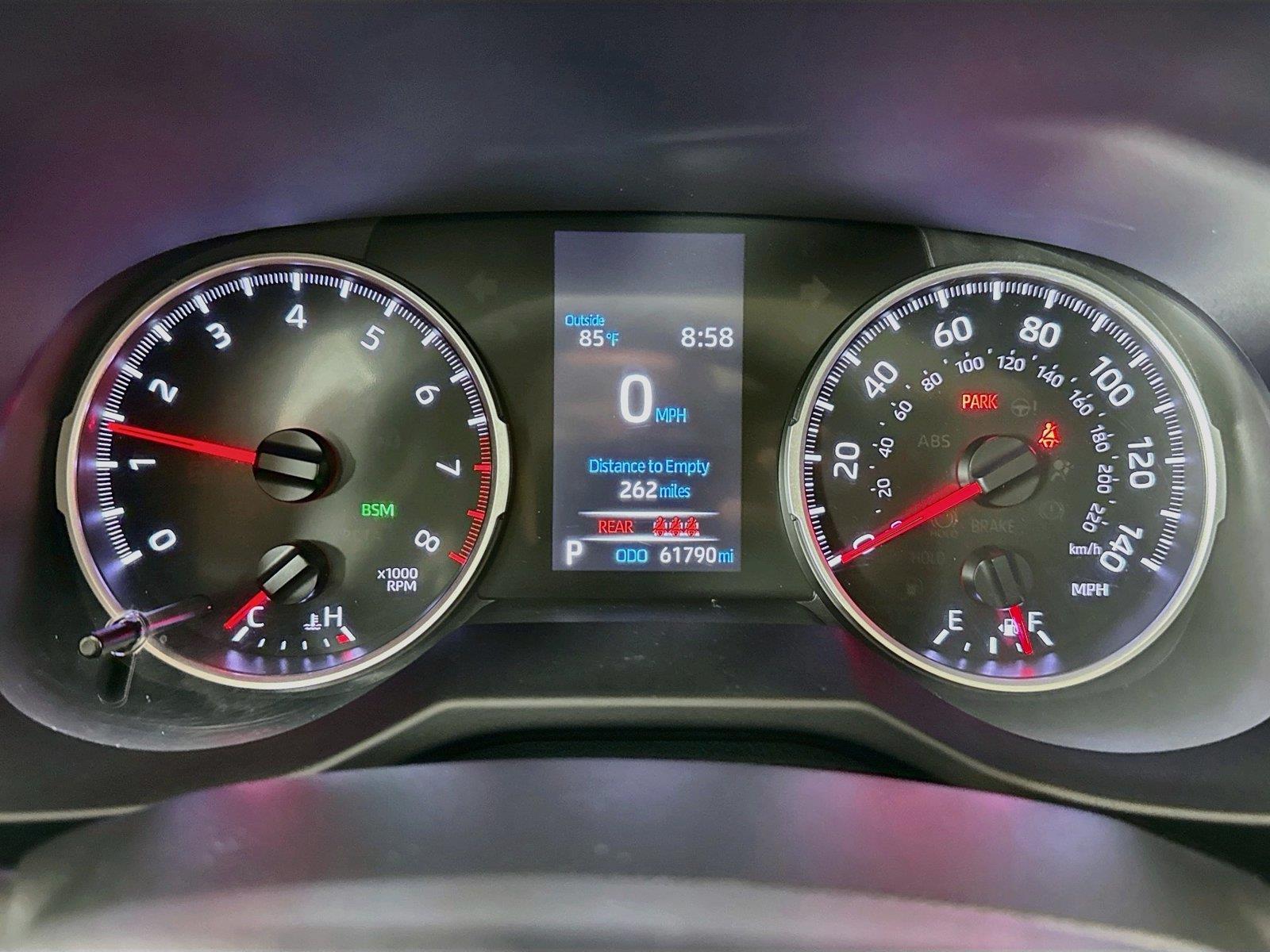 2022 Toyota RAV4 XLE photo 17